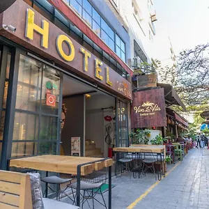 Viva La Butik Hotel Smirne